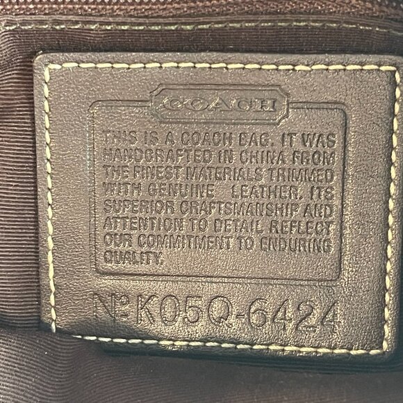 Coach Vintage Signature Jacquard w/ Metallic Detail Hobo Hand Bag - Preowned - Picture 10 of 10